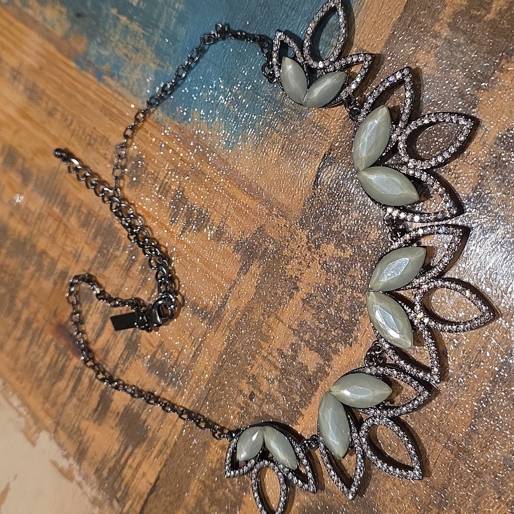 INC International Concepts Silver and Cream Leaf Necklace